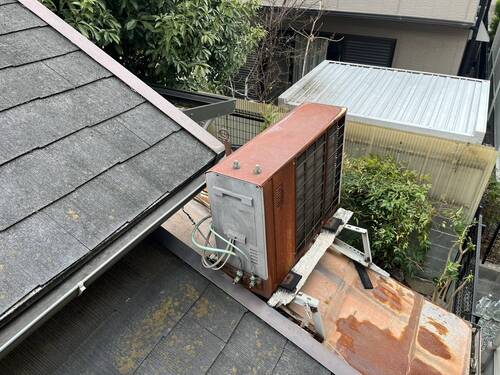 屋根置き室外機の見本写真
